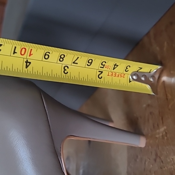 Vince Camuto Elona2 Leather Mouse Grey Taupe Women's Pumps Heels Size 6.5 - Picture 7 of 10